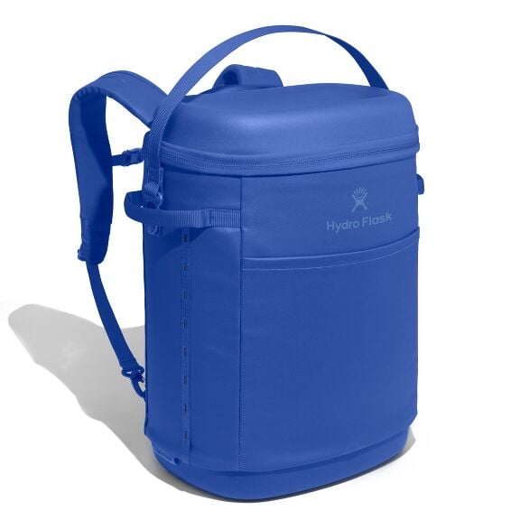 carryouttm-backpack-22-l-j1 18pco382_carryout_backpack_22l_capri_blue_angled_1.jpg