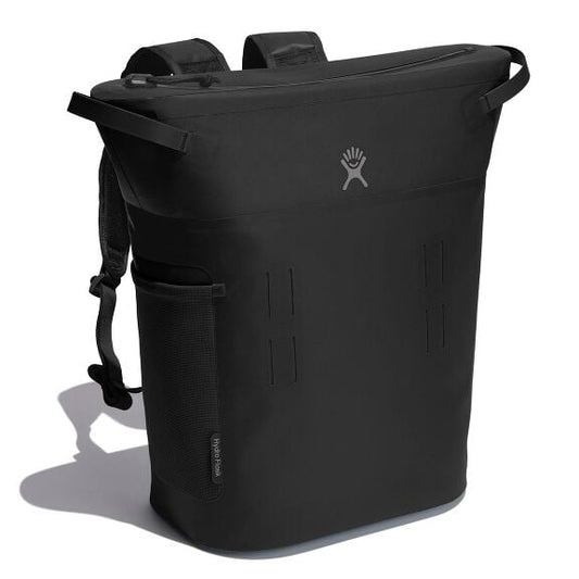 20-l-day-escapetm-pack-d9 20-l-day-escape-soft-cooler-pack-black-angled_1_1.jpg