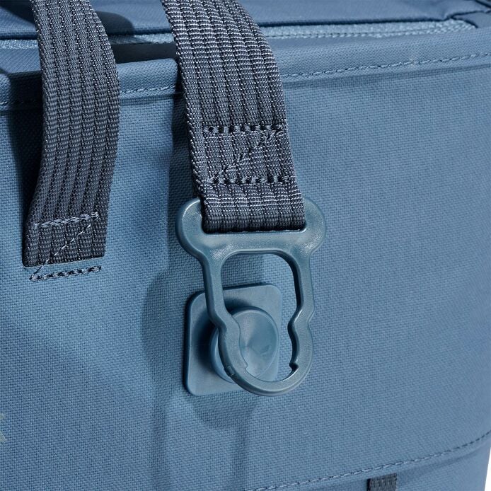 carryouttm-soft-cooler-tote-30-l-u4 250815_hydro_cooler_details_14839_6.jpg