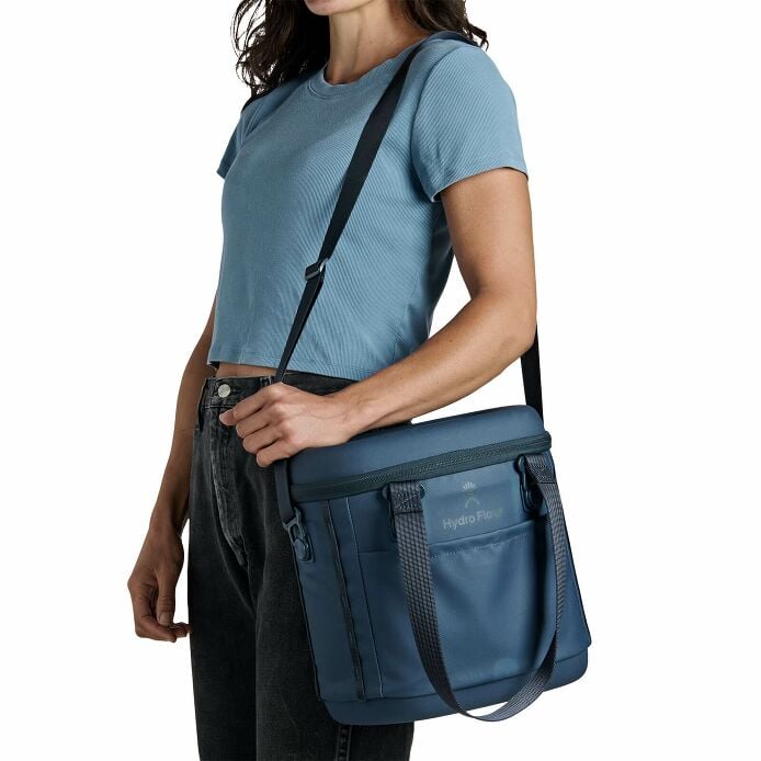 carryouttm-soft-cooler-10-l-k5 250815_hydro_s26_hb_14560_1_4.jpg