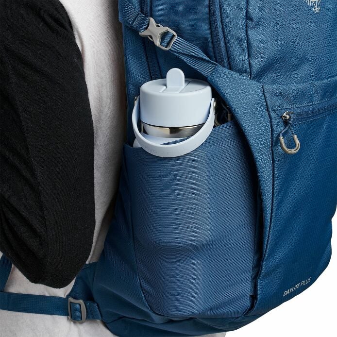 24-oz-travel-bottle-with-flex-straw-cap-p9 travelbottle-hb-backpack_1_8_1.jpg